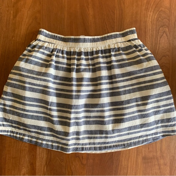 Gap Striped Blue / Off White Skirt Ladies Medium - Picture 3 of 10